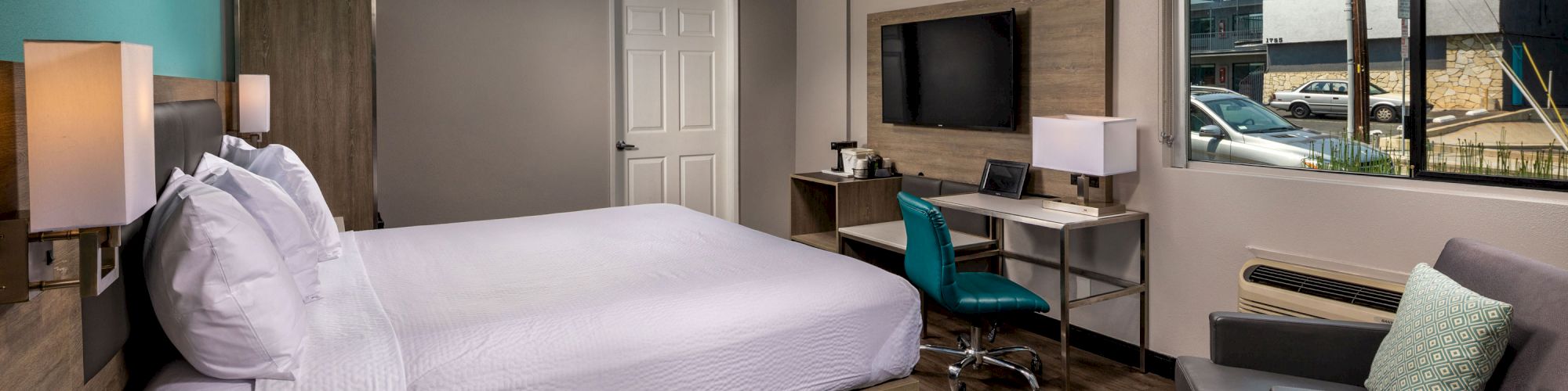 Travelodge by Wyndham LAX