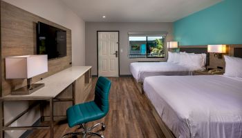 Travelodge by Wyndham LAX